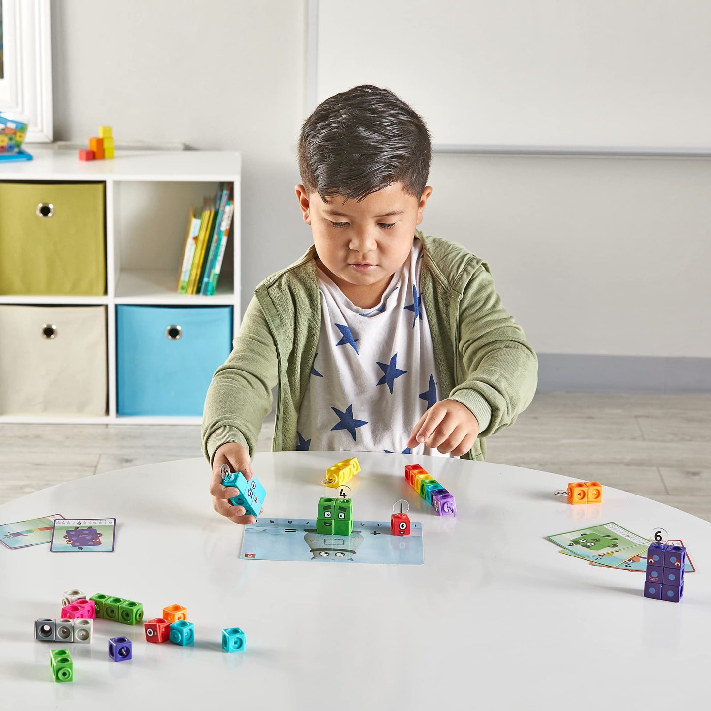 Learning Resources MathLink Cubes Numberblocks 1-10 Activity Set, Early Years Maths Learning, Build, Learn & Play in The Classroom & at Home